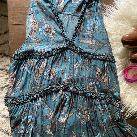 Free people long flowy tank size XS - Picture 3 of 5